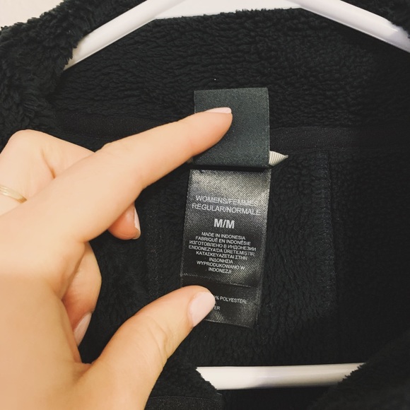 north face fleece jacket - Picture 2 of 3